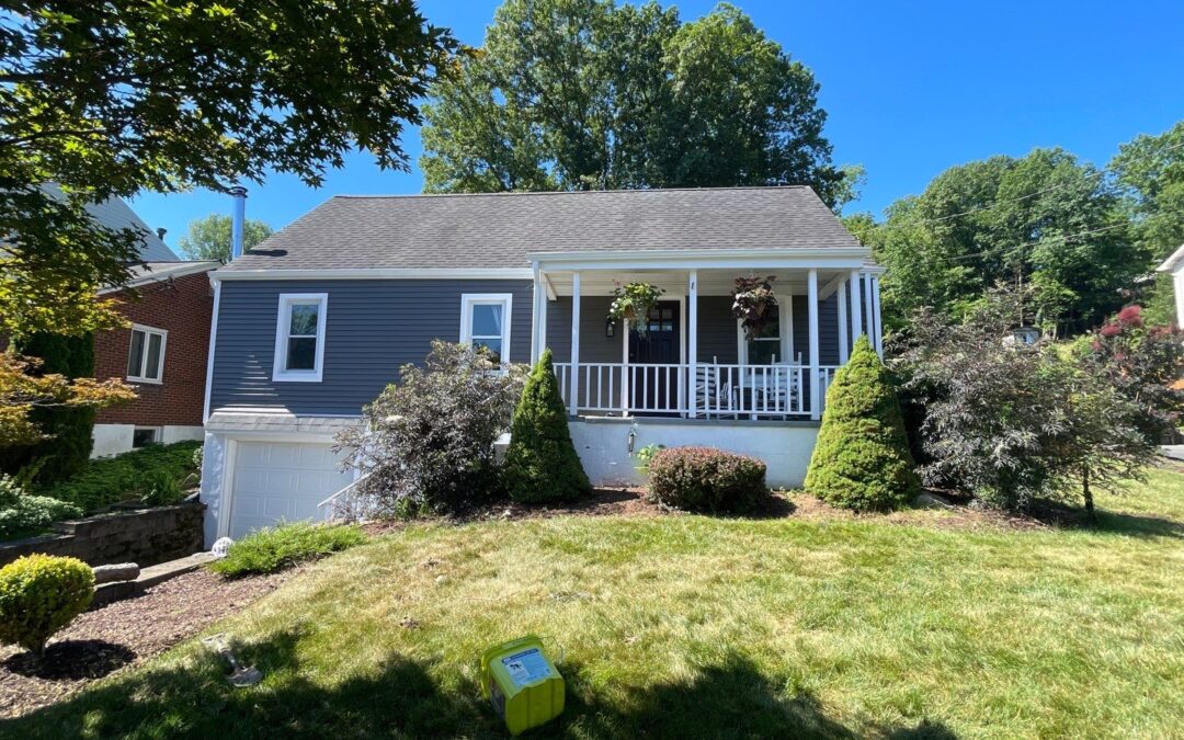 Siding Installation using Mastic Quest